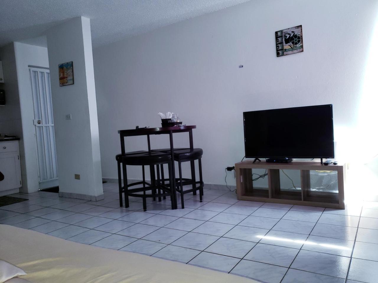 Beach Front Apt Isla Verde 3 Apartment San Juan Luaran gambar
