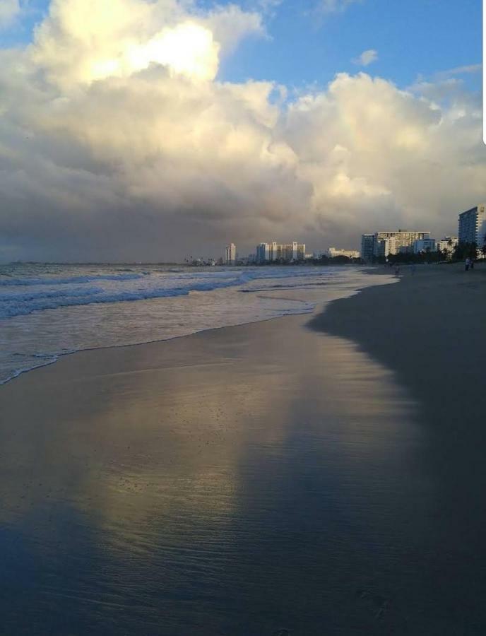 Beach Front Apt Isla Verde 3 Apartment San Juan Luaran gambar